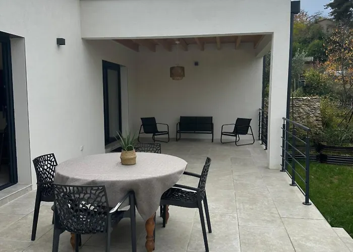 Les Pins Villa